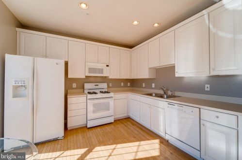 1614 White Oak Vista Dr, Silver Spring MD  20904-4201 exterior