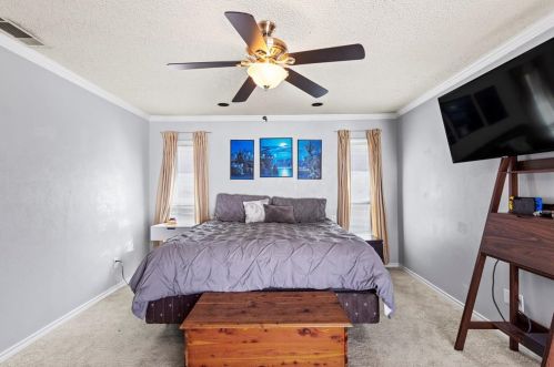 2615 Medina Dr, Carrollton TX 75007-5902 exterior