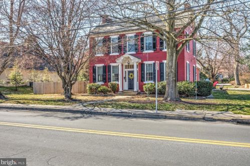 36 Academy Dr, Ephrata PA  17522-1321 exterior