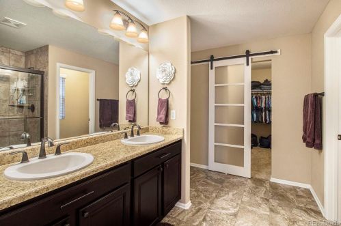 7351 Old Hammer Way, Aurora CO  80016-6115 exterior