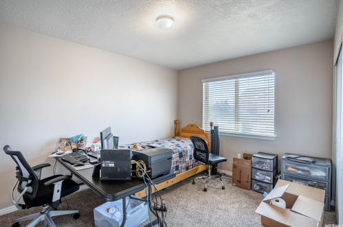 7384 Brittany Town Dr, Taylorsville UT 84084-4609 exterior