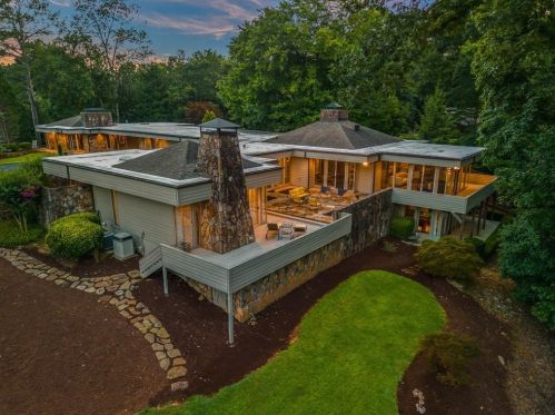 4550 Firestone Dr, Marietta, GA 30067-4665