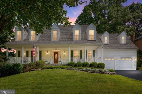 13710 Stonedale Ct, Clifton, VA 20124-2420