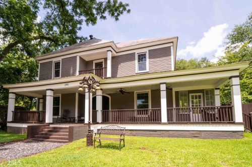 246 Newnan St, Franklin, GA 30217-5681