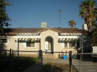 7985 Juniper Ave, Fontana, CA 92336-2569