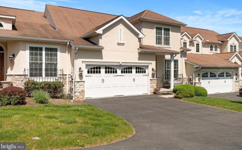 2865 Mimosa Ln, Lancaster, PA 17601-2049
