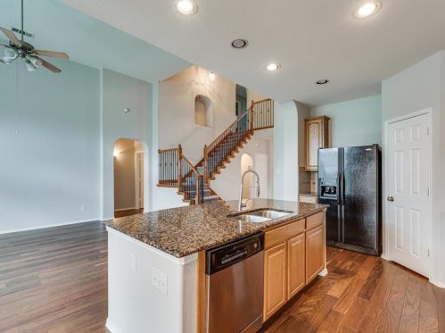 8313 Rolling Rock Dr, Fort Worth TX  76123-1891 exterior