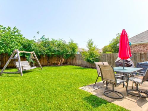 500 Richmond Park Ln, Fort Worth TX  76140-6519 exterior