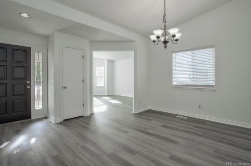 18585 Greenwood Pl, Denver CO  80013-5721 exterior