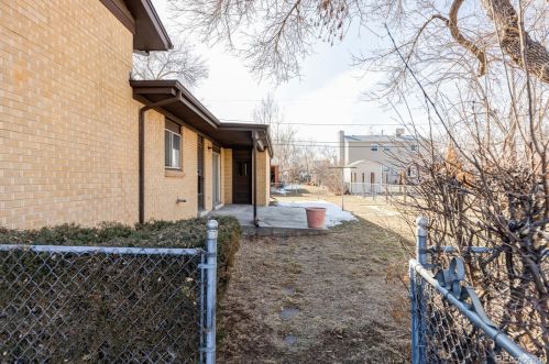 11111 60th Ave, Arvada CO  80004-4625 exterior