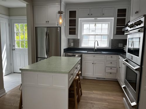 53 Mead Ave, Greenwich CT  06830-6812 exterior