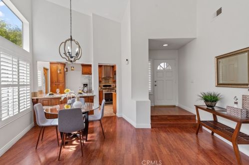 31 Del Perlatto, Irvine CA  92614-5359 exterior