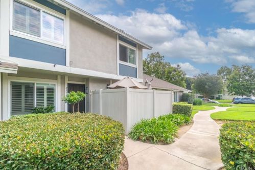 2514 Laurelwood, Santa Ana, CA 92704-5439