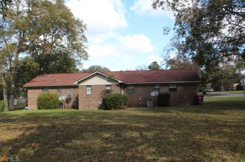 87 Circle Dr, Statesboro, GA