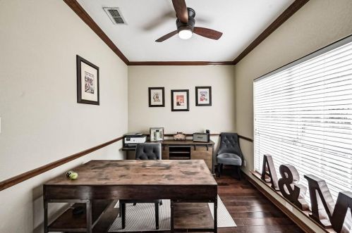 10512 Stonehill Dr, Fort Worth TX  76126-4547 exterior