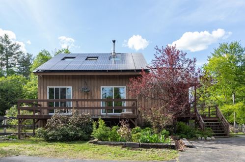 136 Waukeena Lake Rd, Danbury, NH 03230-4615