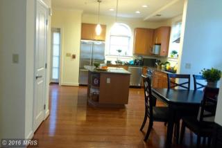 2221 Fairfax Dr, Arlington VA  22201-6614 exterior