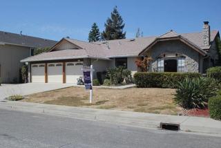 703 Los Pinos Ave, Milpitas, CA 95035-3924