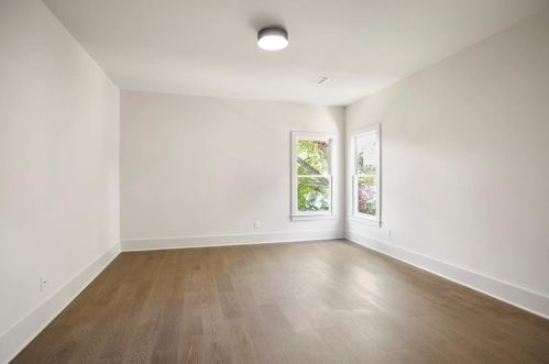 1557 Foote St, Atlanta GA  30307-2817 exterior