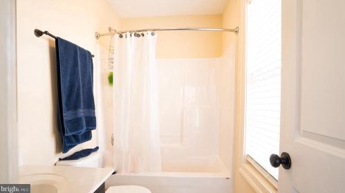 316 Bunny Ln, Harpers Ferry WV  25425-7104 exterior