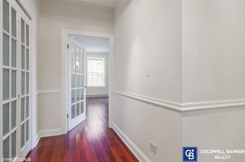70 Scott St, Chicago IL  60610-5232 exterior