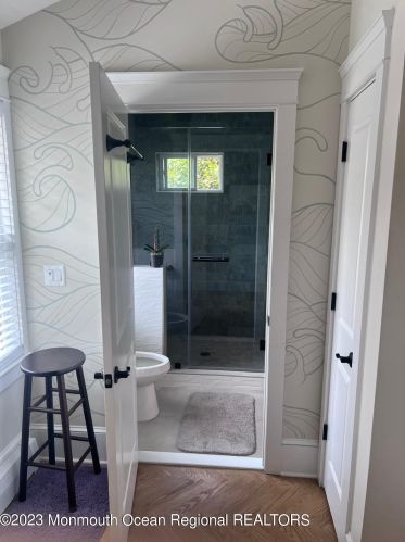 1222 Sunset Ave, Tinton Falls NJ  07712-4924 exterior