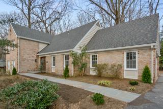 2517 Pegasus Ln, Herndon, VA 20191-4226
