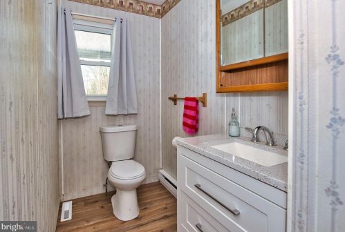 966 Alexander Spring Rd, Carlisle PA  17015-7938 exterior