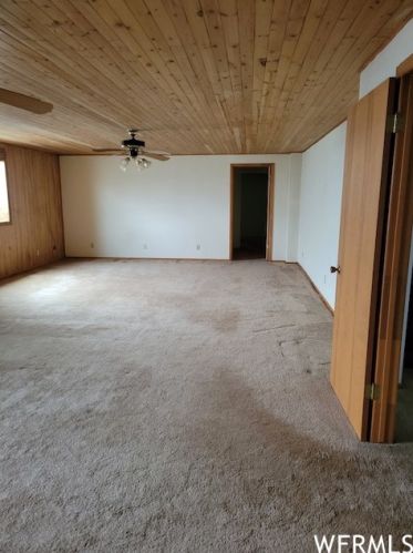 977 2100, Vernal UT  84078-8360 exterior