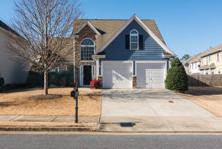 127 Hidden Lake Cir, Holly Springs, GA 30114-1238