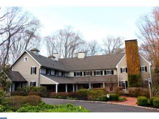 809 Riverton Rd, Moorestown, NJ 08057-1356