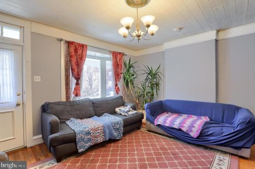 325 Ross St, Lancaster PA  17602-1941 exterior