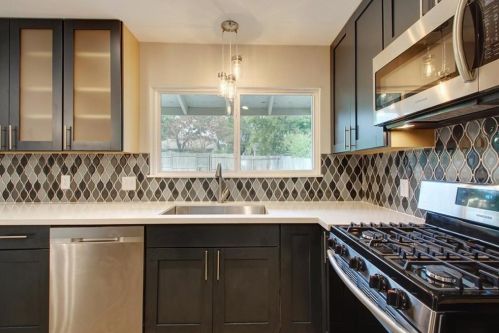 8808 Clarewood Dr, Austin TX  78758-7233 exterior