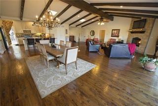 206 Brazos St, Granbury, TX 76048-2105