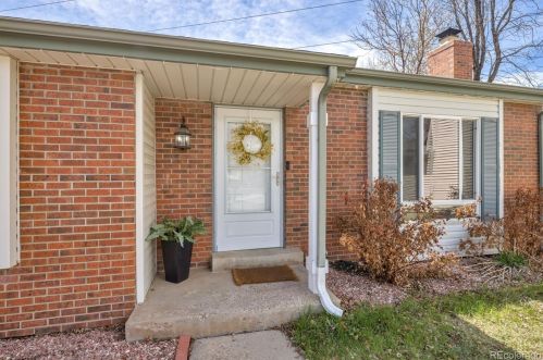 5341 Pagosa Way, Aurora CO  80015-2452 exterior