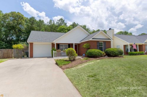 204 Willis Creek Rd, Warner Robins GA  31088-1640 exterior