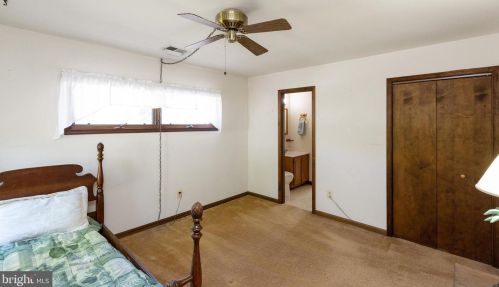 1174 Spruce Ave, Shady Side MD 20764-9562 exterior