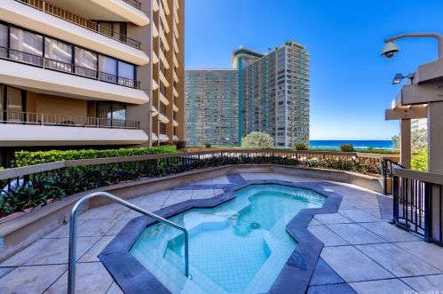 1778 Ala Moana Blvd, Honolulu HI  96815-1658 exterior