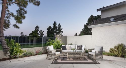 26 Morning Dove, Irvine, CA 92604-3260