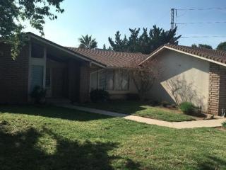 1862 Escalon Ave, Clovis, CA 93611-0616