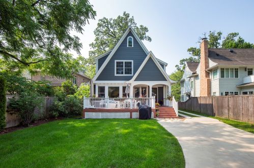 881 Spruce St, Northfield, IL 60093-2218