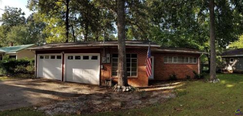 306 Cherokee Dr, Warner Robins, GA 31093-3166