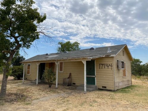 17142 Avenue 24 1/2, Sharon, CA 93610-9637
