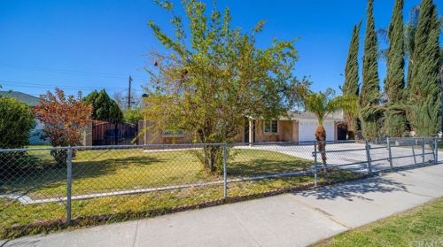 3844 Lofton Pl, Riverside CA  92501-1810 exterior