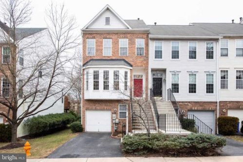 9121 Carriage House Ln, Columbia, MD 21045-4075
