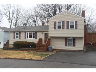 316 Elmira Trl, Hopatcong, NJ 07843-1110