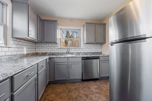 223 Doris Ave, Joliet, IL 60433-2427