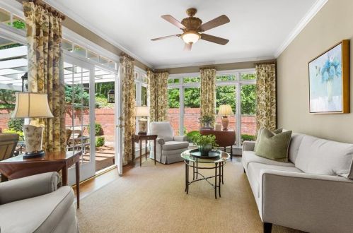 1805 Brandon Hall Dr, Atlanta GA  30350-3708 exterior