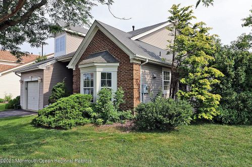 50 Butler Ave, Berkeley Township, NJ 08721-1778