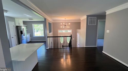 2 Brentwood Ln, Fredericksburg, VA 22405-6314
